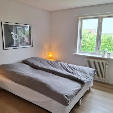 Hel Med Fri Parkering Beliggende Сasa de vacaciones