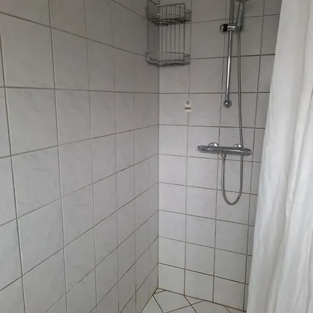 Hel Med Fri Parkering Beliggende