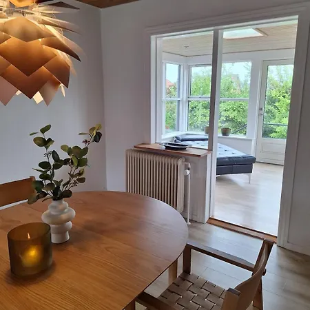 Hel Med Fri Parkering Beliggende Herning