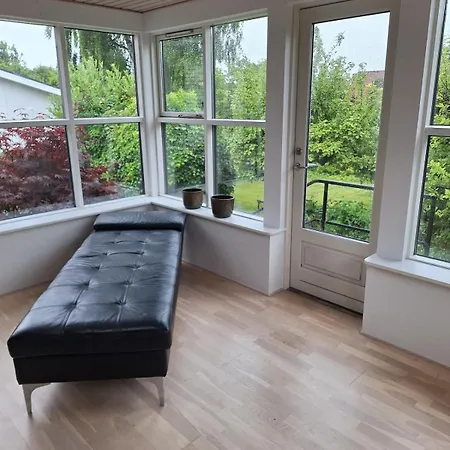 Hel Med Fri Parkering Beliggende