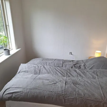 Hel Med Fri Parkering Beliggende